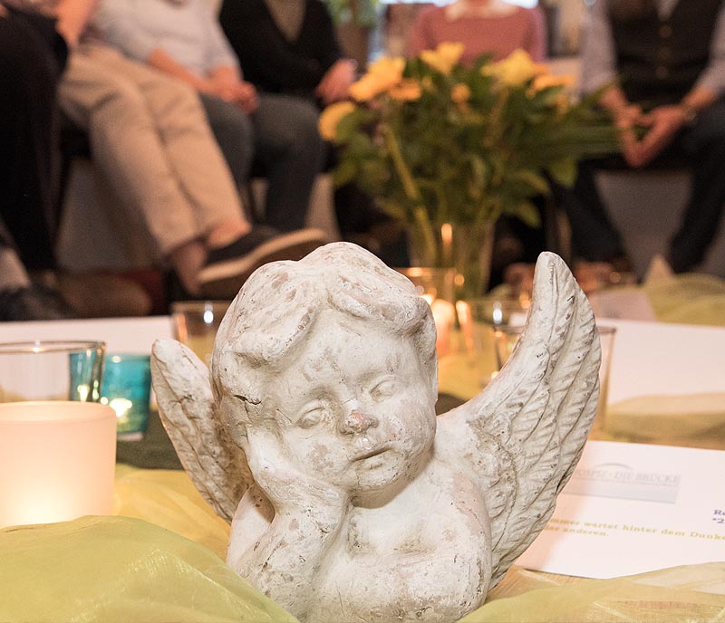 Angebote für Angehörige am Hospizb des EVK in Bergisch Gladbach