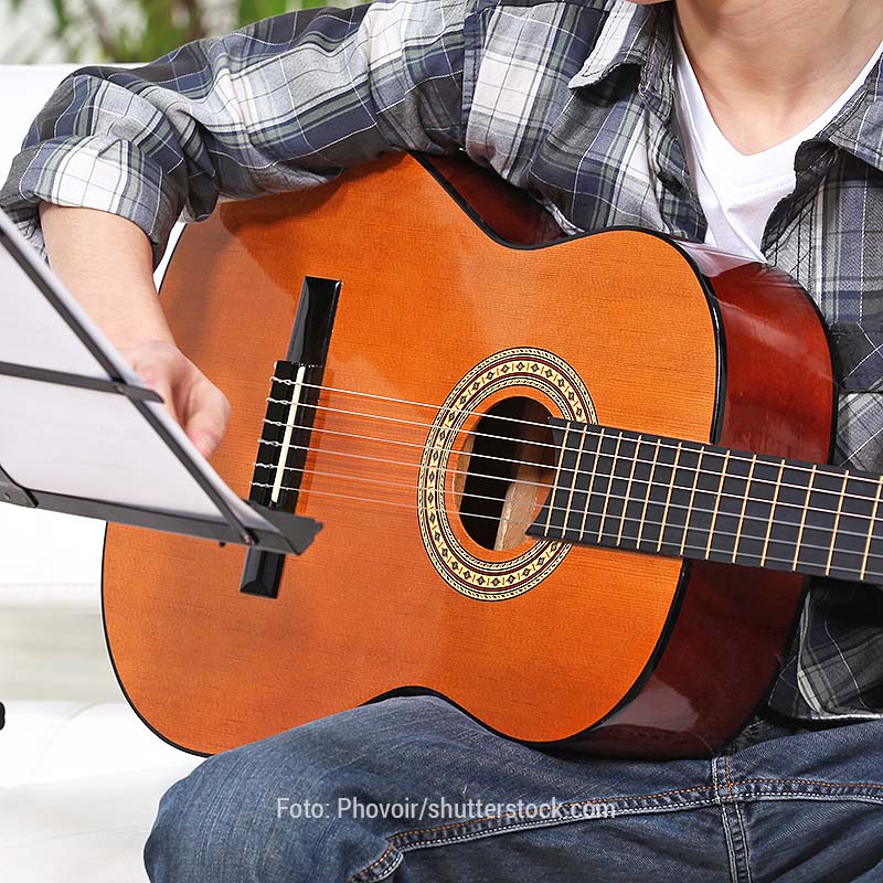 Gitarre und Gesang am Hospiz im EVK