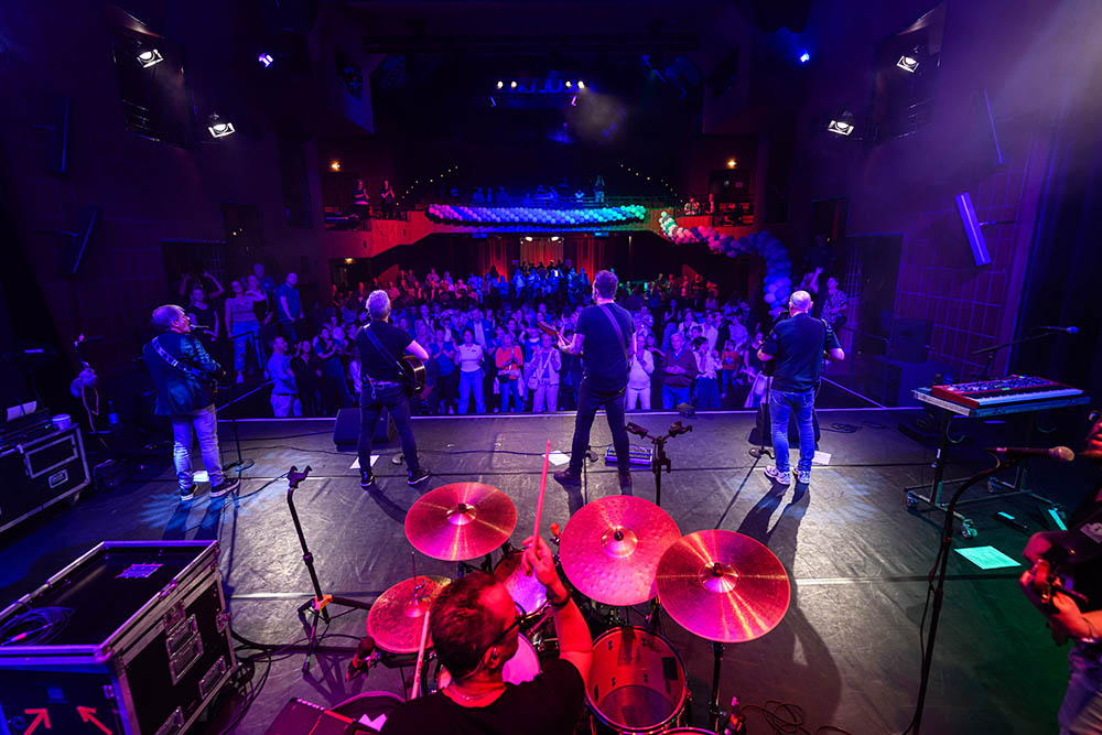 Mit einem Benefizkonzert hat das stationäre Hospiz am Quirlsberg sein fünfjähriges Bestehen gefeiert.